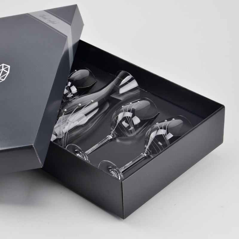 Poháre a fľaša na víno SWAROVSKI CRYSTALS, sada 4 + 1 ks